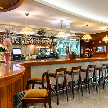 Готель S'argamassa Boutique 4*