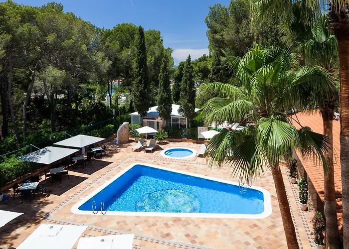 מלון S'argamassa Boutique 4*