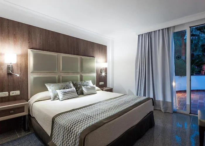 S'argamassa Boutique 4* סנטה אאולריה דס ריו